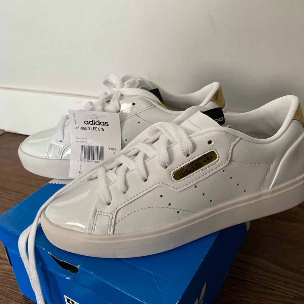Adidas Kids Sleek White and Gold Sneakers
